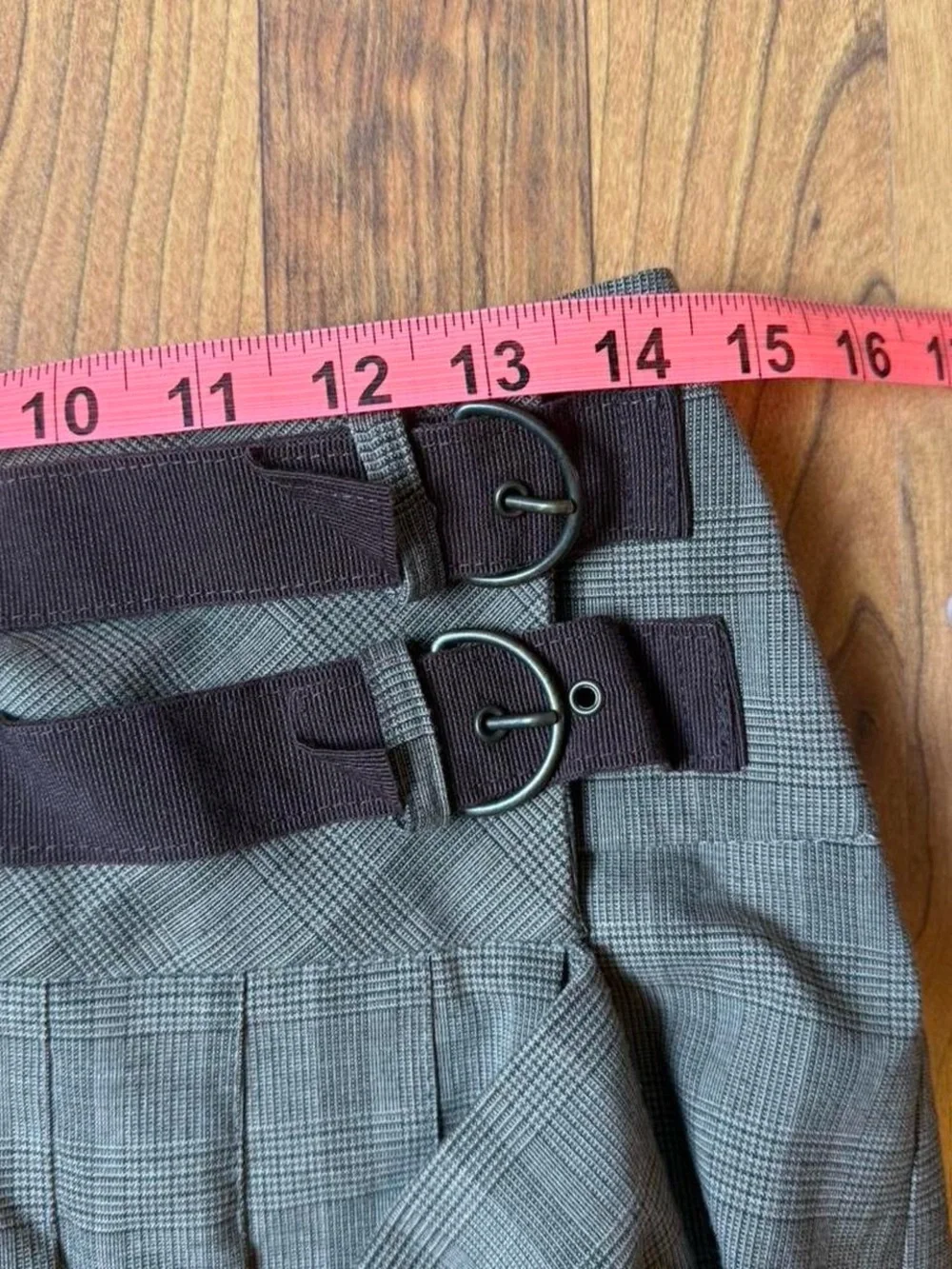 VTG Y2K Grey‎ Plaid Pleated Skirt Made in Italy by Class